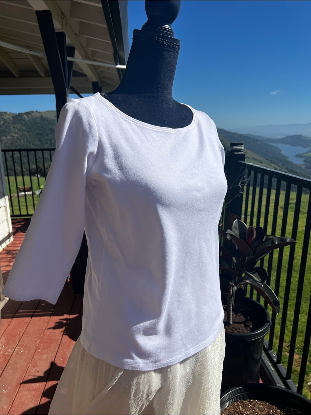 EILEEN FISHER White Top S 100% Cotton Boat Neck 3/4 Sleeve